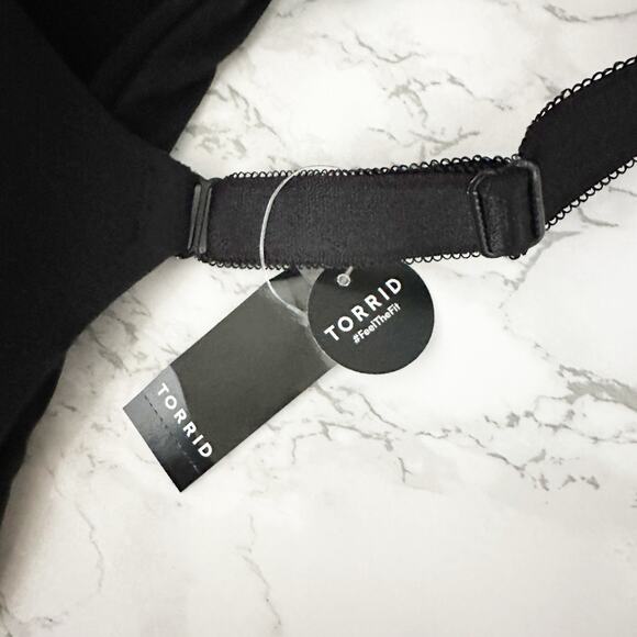 Torrid‎ Everyday Wire Free Lightly Lined Molded Bra Rich Black Size 52D NEW - Picture 5 of 13